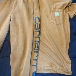 Carhartt sweat pants and tshirt